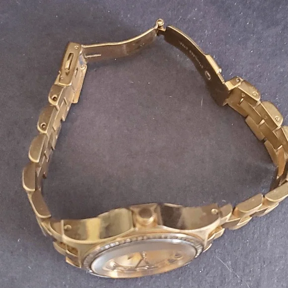 Marc by Marc Jacobs Rose‎ Gold Ladies 34mm Watch - Picture 7 of 8